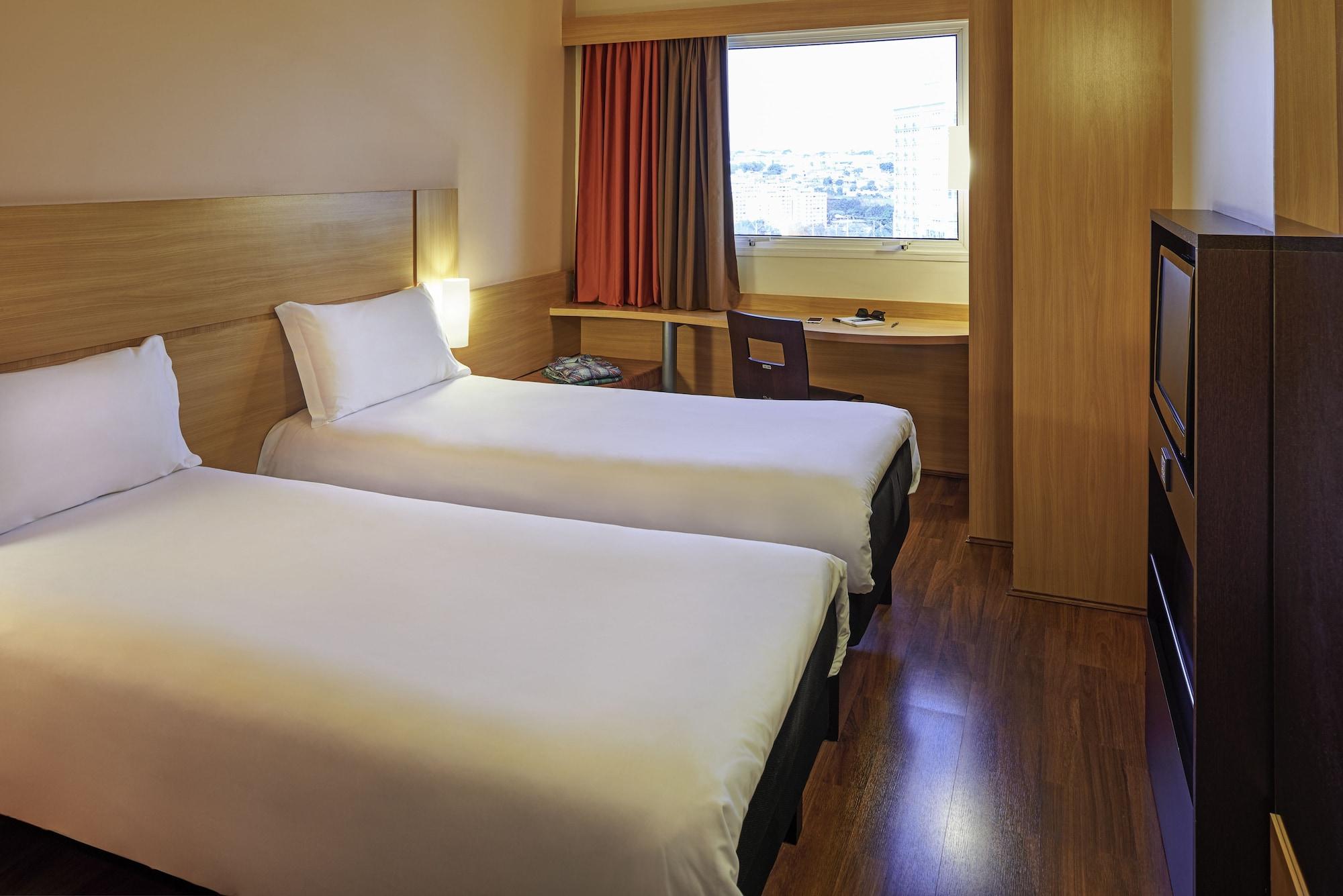 Ibis Paris La Defense Esplanade Hotell Courbevoie Eksteriør bilde