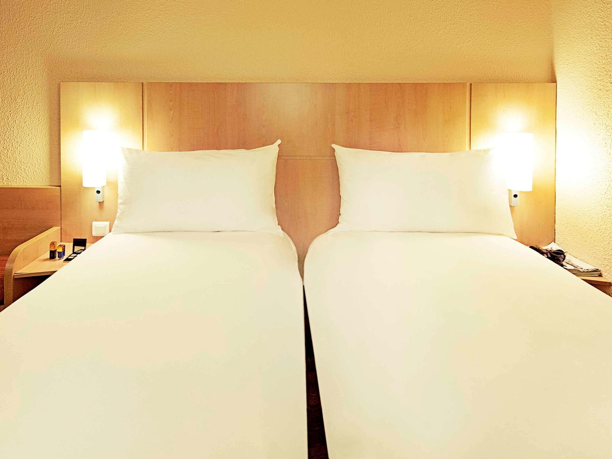 Ibis Paris La Defense Esplanade Hotell Courbevoie Eksteriør bilde