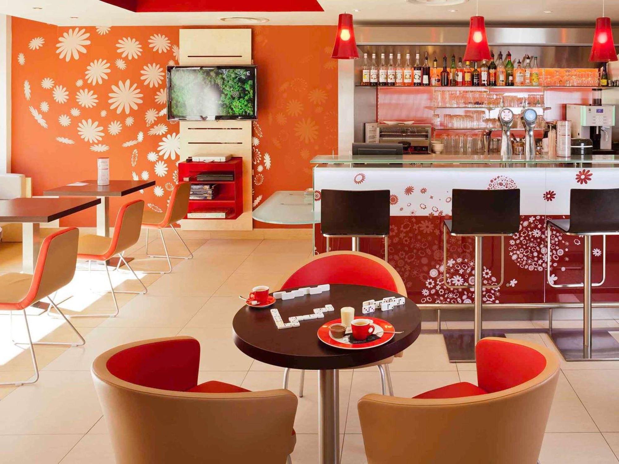 Ibis Paris La Defense Esplanade Hotell Courbevoie Eksteriør bilde