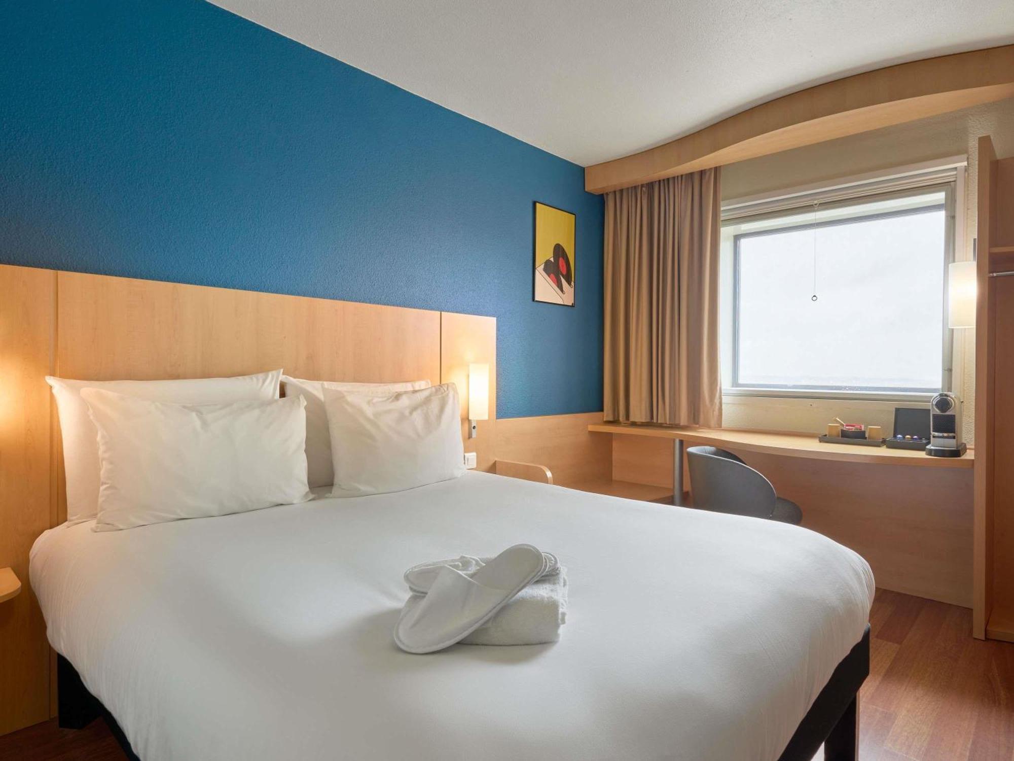 Ibis Paris La Defense Esplanade Hotell Courbevoie Eksteriør bilde