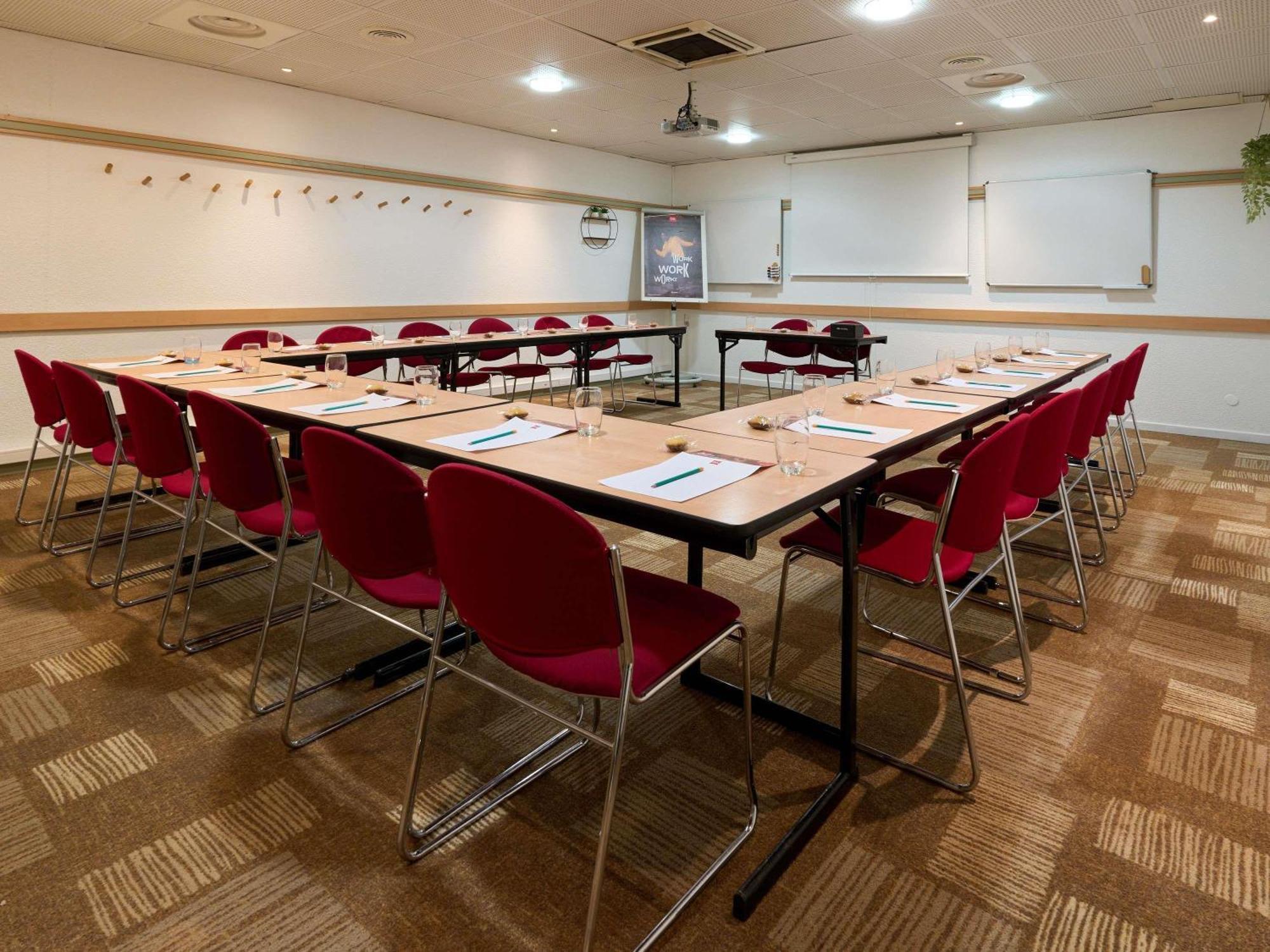 Ibis Paris La Defense Esplanade Hotell Courbevoie Eksteriør bilde