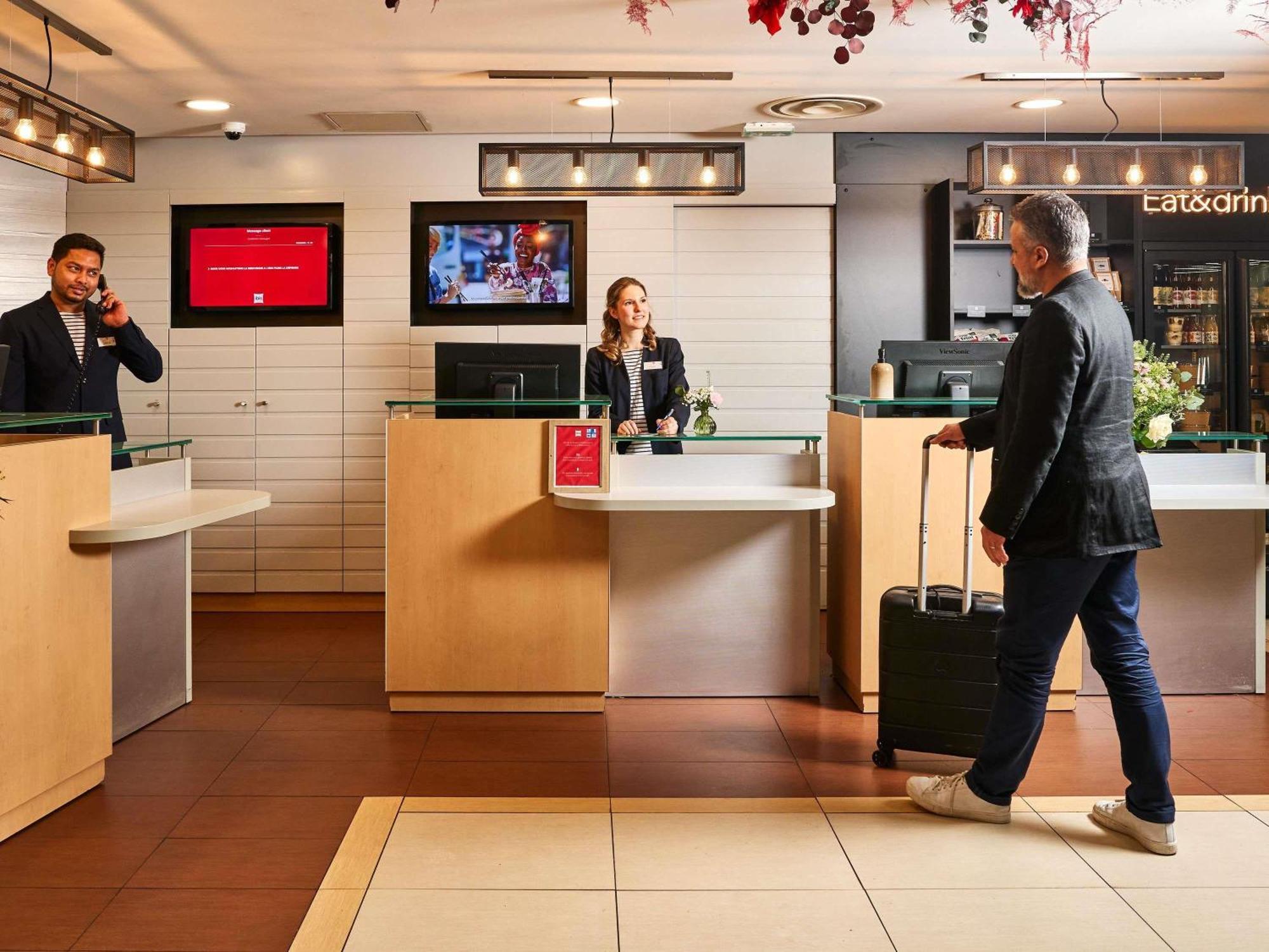 Ibis Paris La Defense Esplanade Hotell Courbevoie Eksteriør bilde