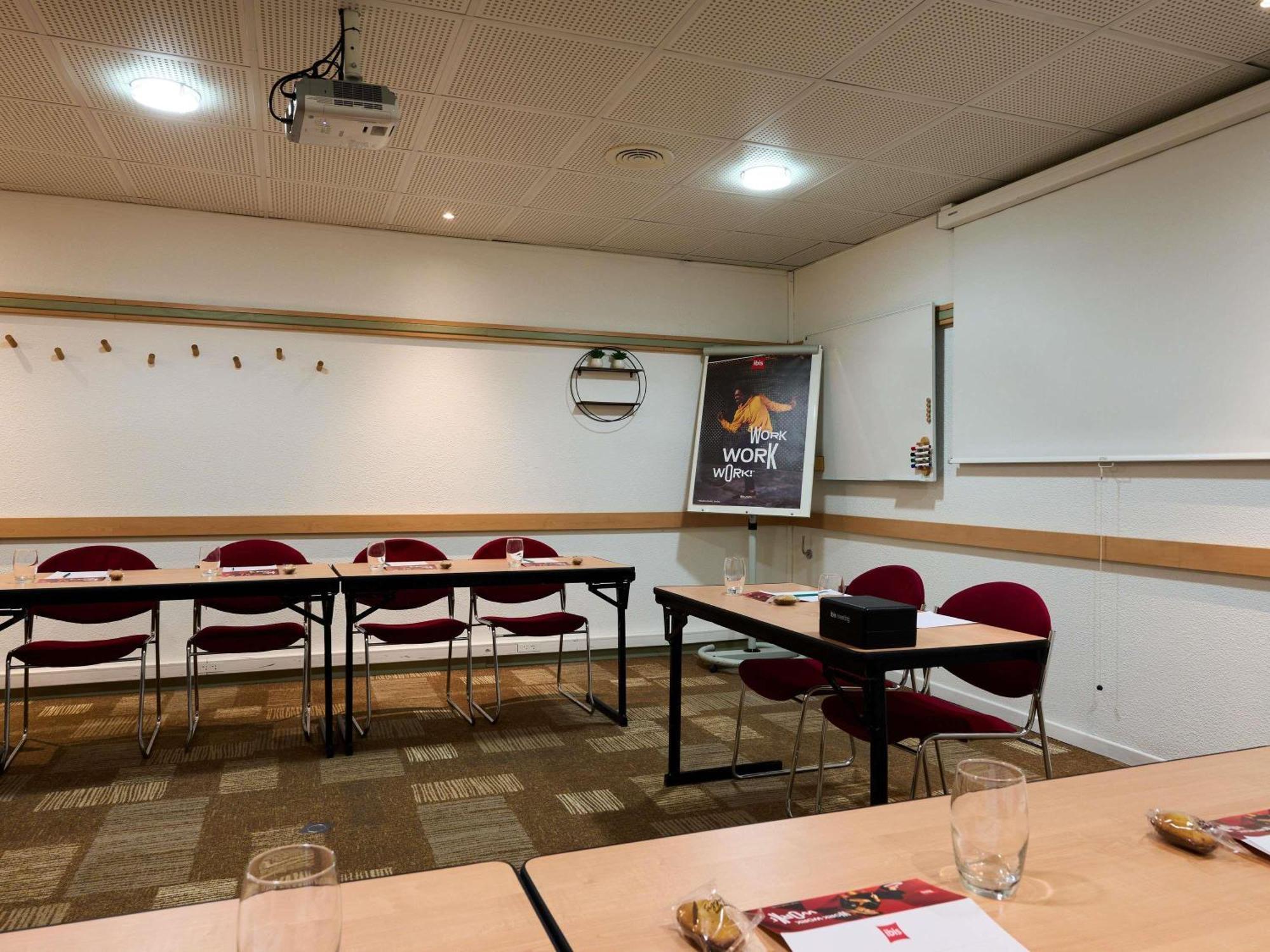 Ibis Paris La Defense Esplanade Hotell Courbevoie Eksteriør bilde