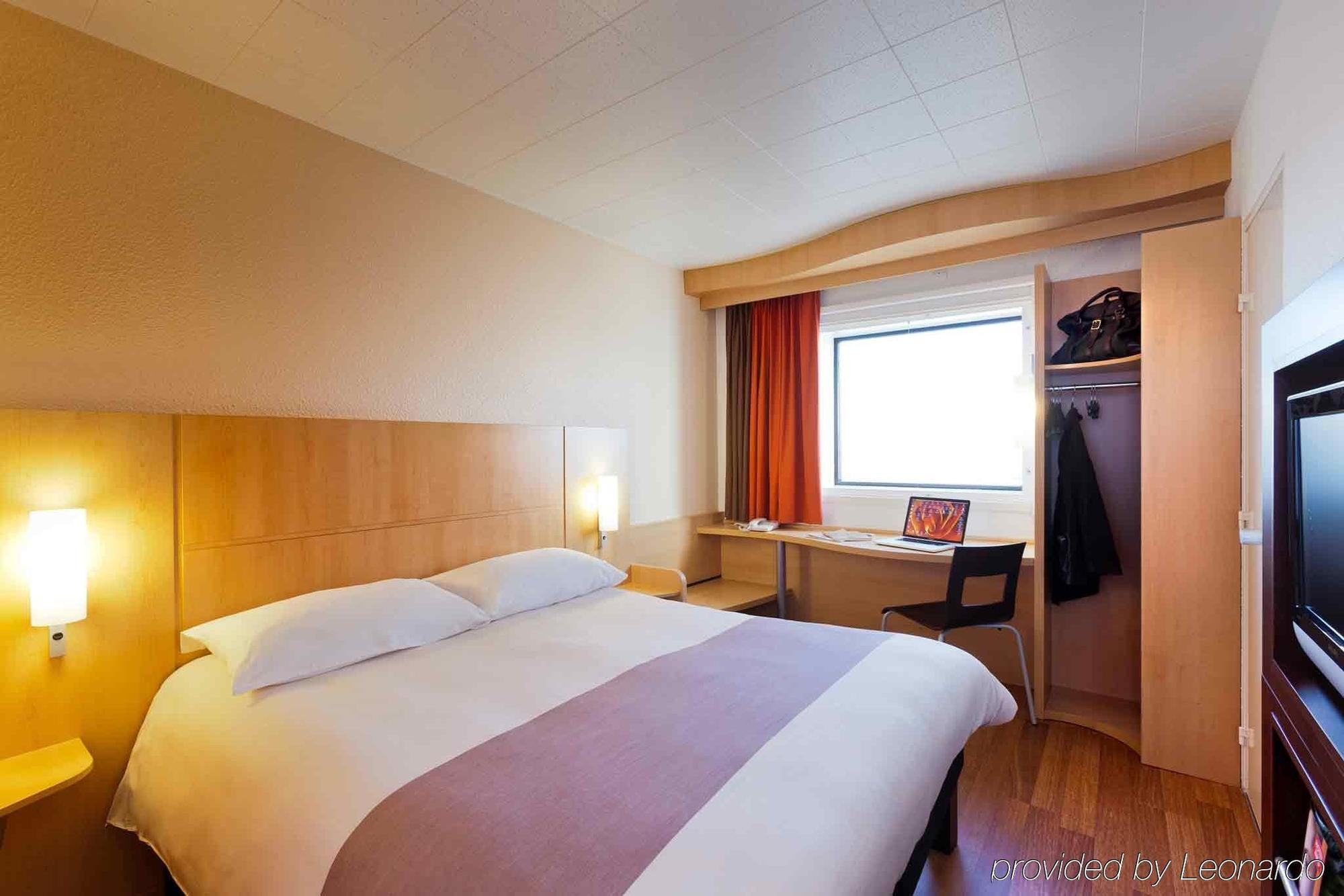 Ibis Paris La Defense Esplanade Hotell Courbevoie Eksteriør bilde