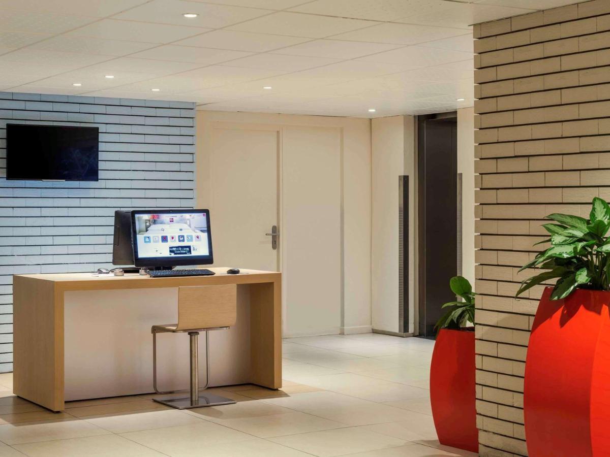 Ibis Paris La Defense Esplanade Hotell Courbevoie Eksteriør bilde
